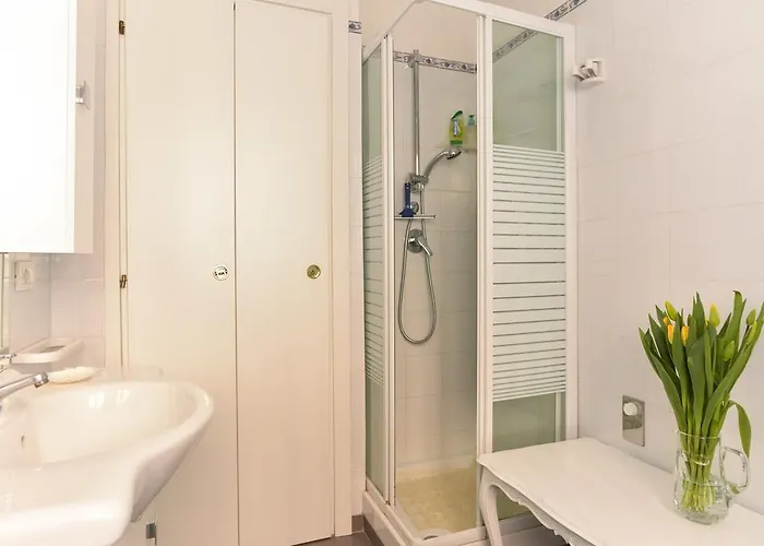 All'ombra Di San Pietro Bed & Breakfast