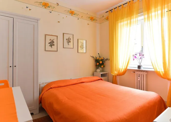 All'ombra Di San Pietro Bed & Breakfast 4*