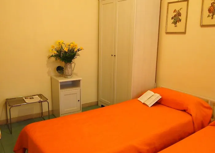 Bed & Breakfast All'ombra Di San Pietro 4*